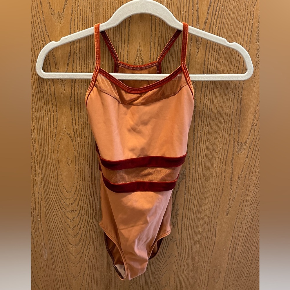 Eleve Leotard